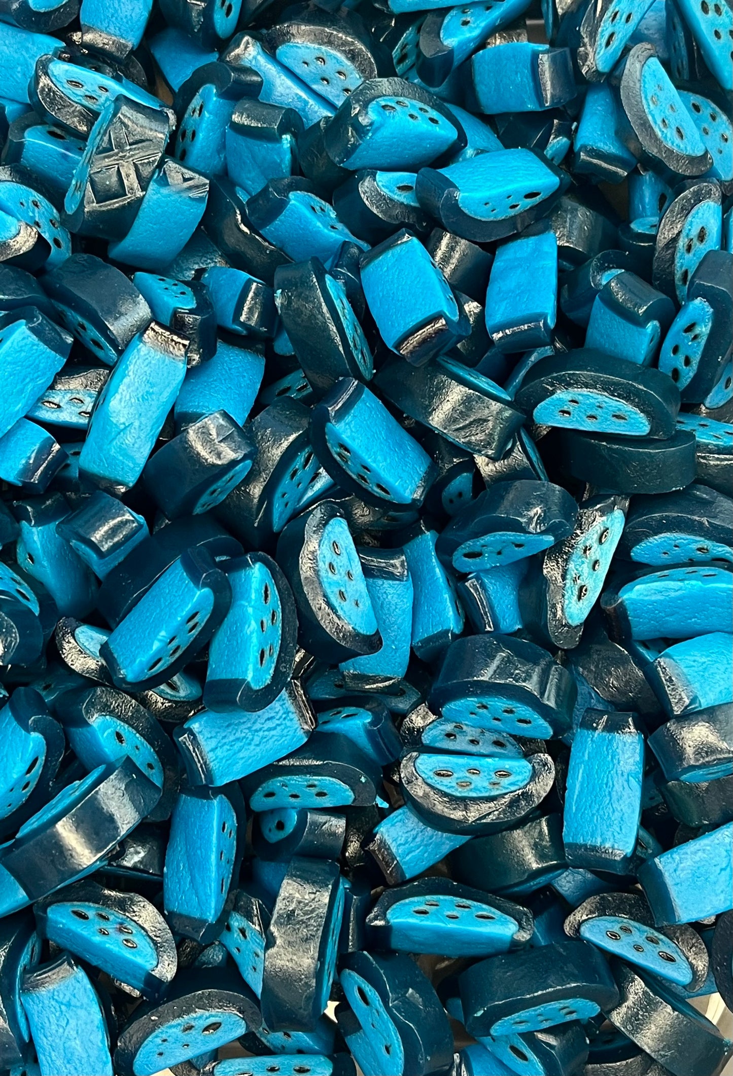 Raspberry Liquorice Slices (UK)